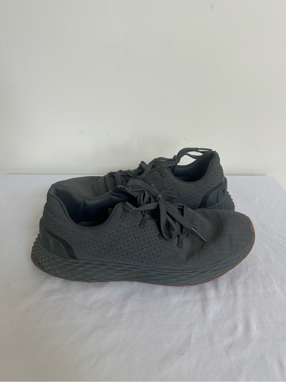 Nobull All Day Ripstop Runner Womens Size 10 US Running Training Shoes Gray Gum